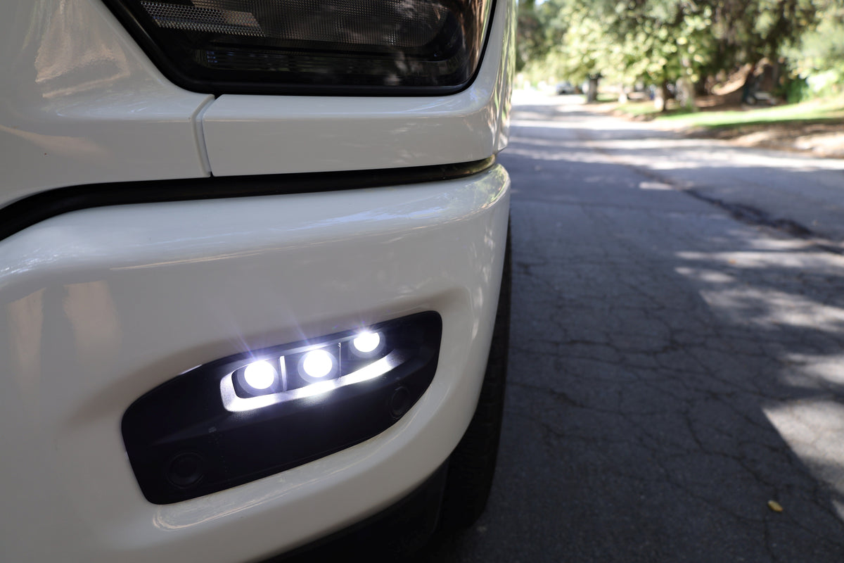 2025+ RAM 2500/3500 Fog Light Kit